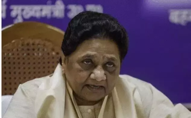 बसपा मुखिया को मम्मी कहने पर यूट्यूबर पर FIR-जिला अध्यक्ष ने.. बसपा मुखिया को मम्मी कहने पर यूट्यूबर पर FIR-जिला अध्यक्ष ने..