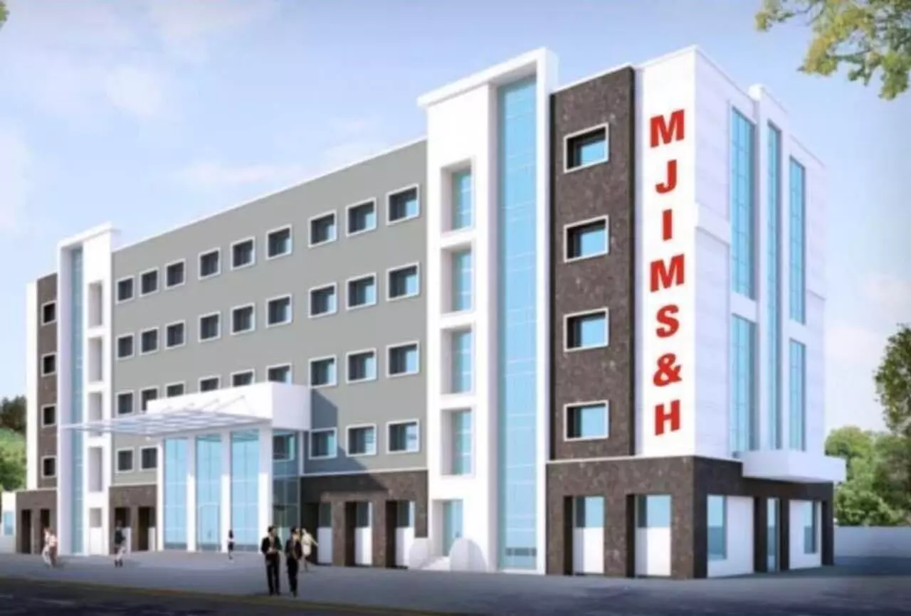 योगी सरकार ने दी मुजफ्फरनगर को सौगात - BSC नर्सिंग और GNM की दी मान्यता
