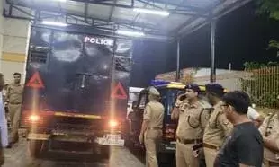 श्रद्धालुओं को लेकर जा रहे ट्राली में कंटेनर ने मारी टक्कर - 8 की मौत