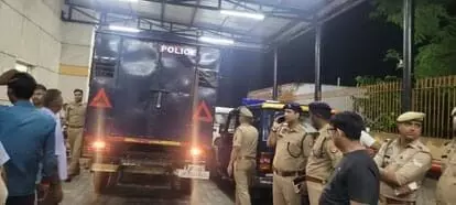 श्रद्धालुओं को लेकर जा रहे ट्राली में कंटेनर ने मारी टक्कर - 8 की मौत