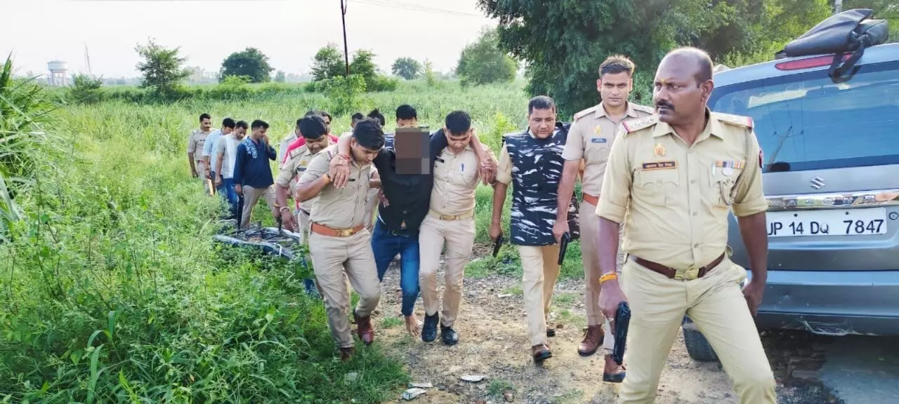 इधर रॉबिन ने की लूट की वारदात उधर 5 घंटे में ही पुलिस ने कर दिया लंगड़ा इधर रॉबिन ने की लूट की वारदात उधर 5 घंटे में ही पुलिस ने कर दिया लंगड़ा
