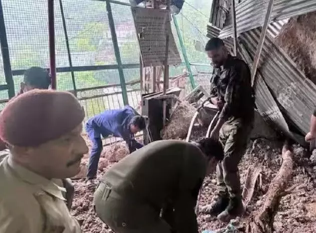 वैष्णो देवी मार्ग पर फिर लैंडस्लाइड- चली गई 31 की जान वैष्णो देवी मार्ग पर फिर लैंडस्लाइड- चली गई 31 की जान