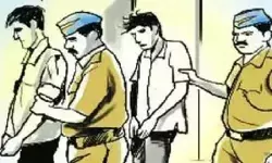 नाबालिग लड़की की मौत का वीडियो वायरल- पुलिस ने लिए चार हिरासत में नाबालिग लड़की की मौत का वीडियो वायरल- पुलिस ने लिए चार हिरासत में