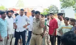 मेला देखकर लौट रहे युवक का चाकू से गोदकर मर्डर- CCTV खंगाल रही पुलिस मेला देखकर लौट रहे युवक का चाकू से गोदकर मर्डर- CCTV खंगाल रही पुलिस