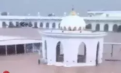 नवोदय स्कूल में भरा पानी- 400 स्टूडेंट एवं टीचर्स बाढ में फंसे नवोदय स्कूल में भरा पानी- 400 स्टूडेंट एवं टीचर्स बाढ में फंसे