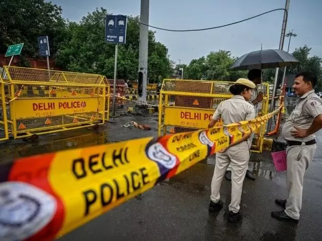 स्पेशल सेल ने किया एनकाउंटर- रोहित गैंग के 2 बदमाश लगे हाथ- 1 के लगी.. स्पेशल सेल ने किया एनकाउंटर- रोहित गैंग के 2 बदमाश लगे हाथ- 1 के लगी..