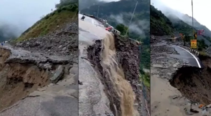 कैंची मोड़ के पास टूटा राजमार्ग- चंडीगढ़ मनाली नेशनल हाईवे फिर बंद कैंची मोड़ के पास टूटा राजमार्ग- चंडीगढ़ मनाली नेशनल हाईवे फिर बंद