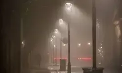 हेरीटेज पार्क में बिगड़ैलो का तांडव- लाठी डंडों से तोड़ डाली स्ट्रीट..