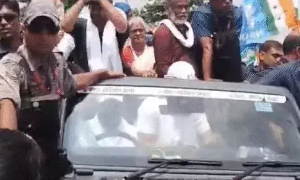 गोपालगंज पहुंची राहुल की वोटर अधिकार यात्रा- तेजस्वी के हाथ में चोट