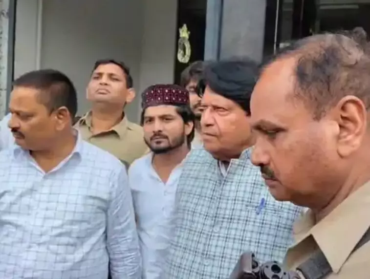 सपा सांसद फिर सुर्खियों में- रामजी लाल के खिलाफ लगे मुर्दाबाद के नारे