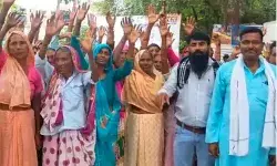 अंबेडकर प्रतिमा के पास दारू के ठेके से उबाल- कलेक्ट्रेट में काटा खडदू अंबेडकर प्रतिमा के पास दारू के ठेके से उबाल- कलेक्ट्रेट में काटा खडदू