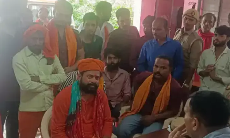 ईसाई समुदाय की प्रार्थना सभा में बवाल- भीड में एक का फूटा सिर