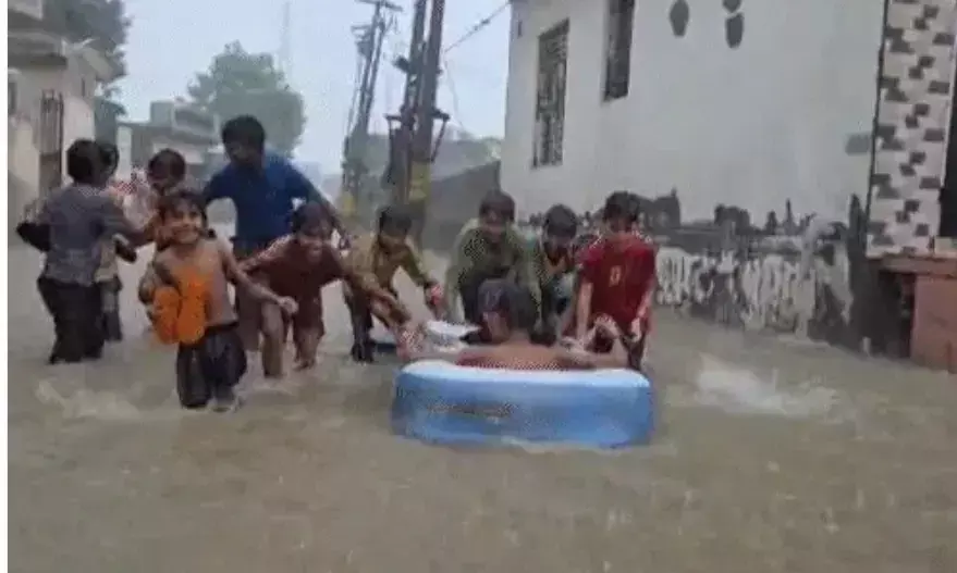 निर्दयी बारिश ने रद्द करा दिया मुख्यमंत्री का यूएई का दौरा