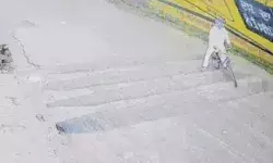 बारिश में गिरी ईंट भट्ठे के गोदाम की दीवार- साइकिल सवार की मौत बारिश में गिरी ईंट भट्ठे के गोदाम की दीवार- साइकिल सवार की मौत