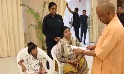 CM से बोली नन्ही मायरा- मुझे डॉक्टर बनना है एडमिशन करा दीजिए