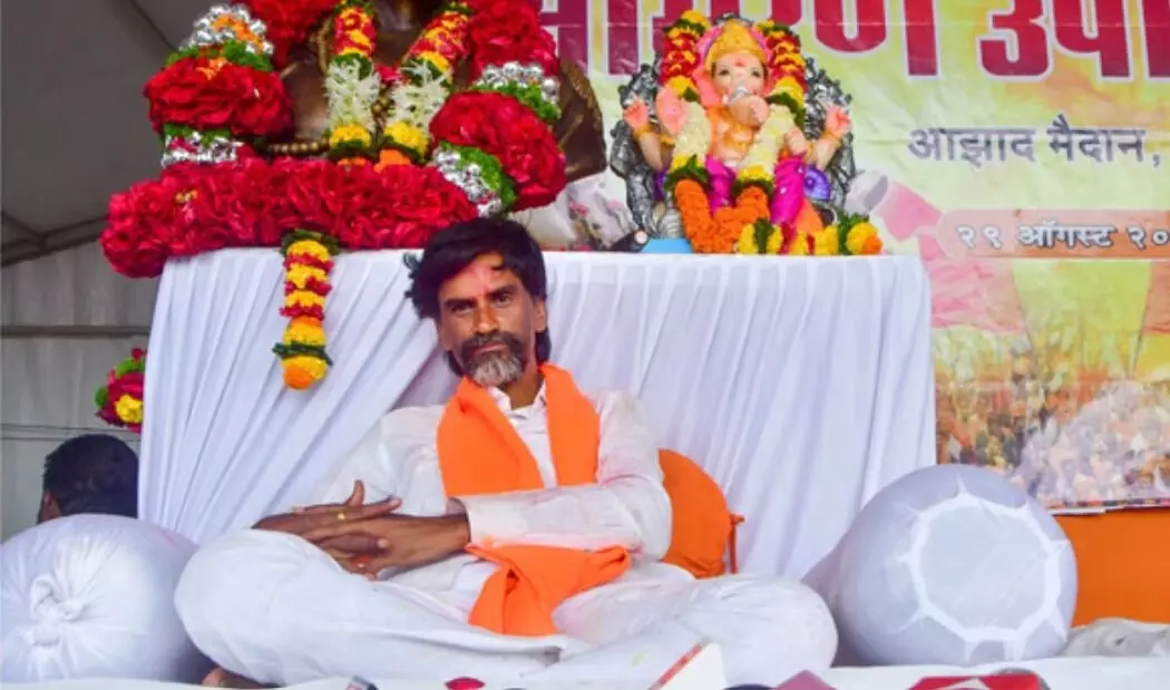 हाईकोर्ट के आदेश को लेकर जरांगे के बागी तेवर- बोले मांग पूरी होने तक.. हाईकोर्ट के आदेश को लेकर जरांगे के बागी तेवर- बोले मांग पूरी होने तक..