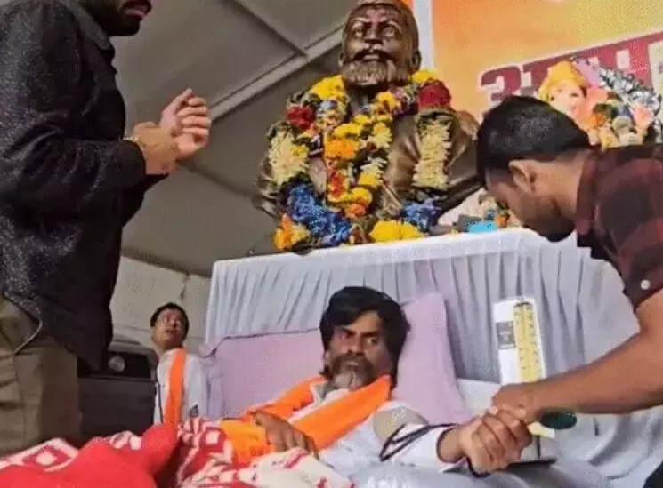 जरांगे को फटकार-3 बजे तक मैदान खाली नहीं तो कार्यवाही को रहे तैयार जरांगे को फटकार-3 बजे तक मैदान खाली नहीं तो कार्यवाही को रहे तैयार