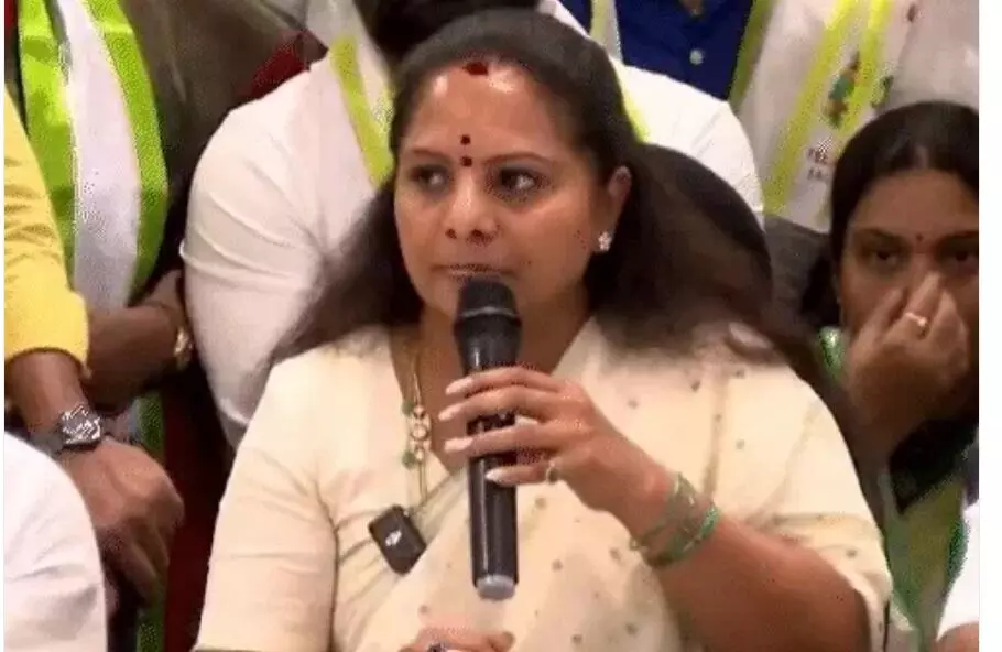 सस्पेंड की गई पूर्व सीएम की बेटी ने पार्टी एवं MLC पद से दिया इस्तीफा सस्पेंड की गई पूर्व सीएम की बेटी ने पार्टी एवं MLC पद से दिया इस्तीफा