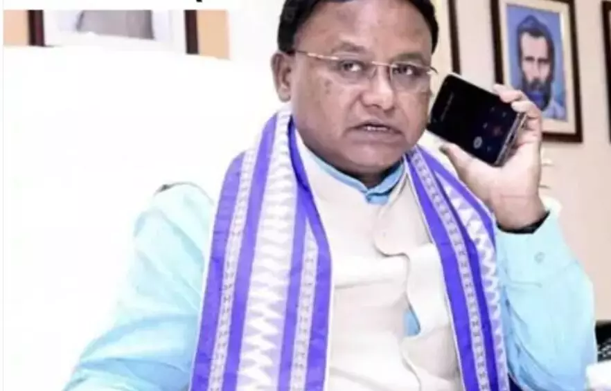 सीएम के प्लेन की भुवनेश्वर में नहीं हो पाई लैंडिंग- कोलकाता डाइवर्ट सीएम के प्लेन की भुवनेश्वर में नहीं हो पाई लैंडिंग- कोलकाता डाइवर्ट