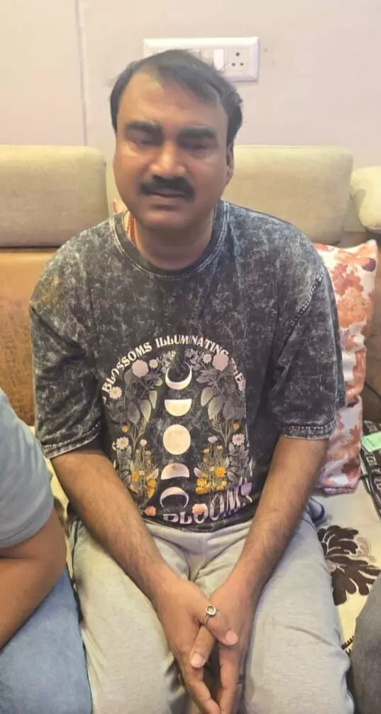 मुंबई में ब्लास्ट कर करोड़ों की जान लेने की धमकी देने वाला लगा हाथ मुंबई में ब्लास्ट कर करोड़ों की जान लेने की धमकी देने वाला लगा हाथ