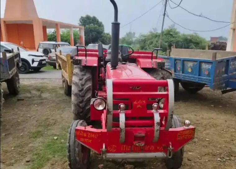 अवैध खनन पर पुलिस का एक्शन- जेसीबी मशीन एवं ट्रैक्टर ट्रॉलियां.. अवैध खनन पर पुलिस का एक्शन- जेसीबी मशीन एवं ट्रैक्टर ट्रॉलियां..