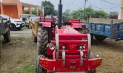 अवैध खनन पर पुलिस का एक्शन- जेसीबी मशीन एवं ट्रैक्टर ट्रॉलियां..