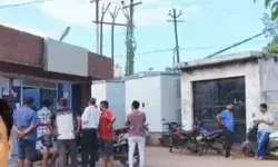 TET आदेश से परेशान स्कूल के प्रिंसिपल ने दी जान- पंखे से लटकी मिली लाश TET आदेश से परेशान स्कूल के प्रिंसिपल ने दी जान- पंखे से लटकी मिली लाश