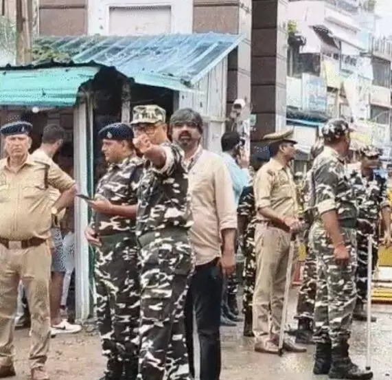 लखीमपुर बहराइच बॉर्डर सील-नेपाली चेकपोस्ट में तोड़फोड़ लखीमपुर बहराइच बॉर्डर सील-नेपाली चेकपोस्ट में तोड़फोड़