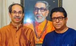 फिर हुआ भाइयों का मिलन- उद्धव व राज की मुलाकात के बाद फिर हुआ भाइयों का मिलन- उद्धव व राज की मुलाकात के बाद