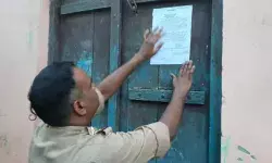 मजिस्ट्रेट के आदेश पर एक और गुंडा पुलिस ने खदेड़ा जिले से बाहर मजिस्ट्रेट के आदेश पर एक और गुंडा पुलिस ने खदेड़ा जिले से बाहर