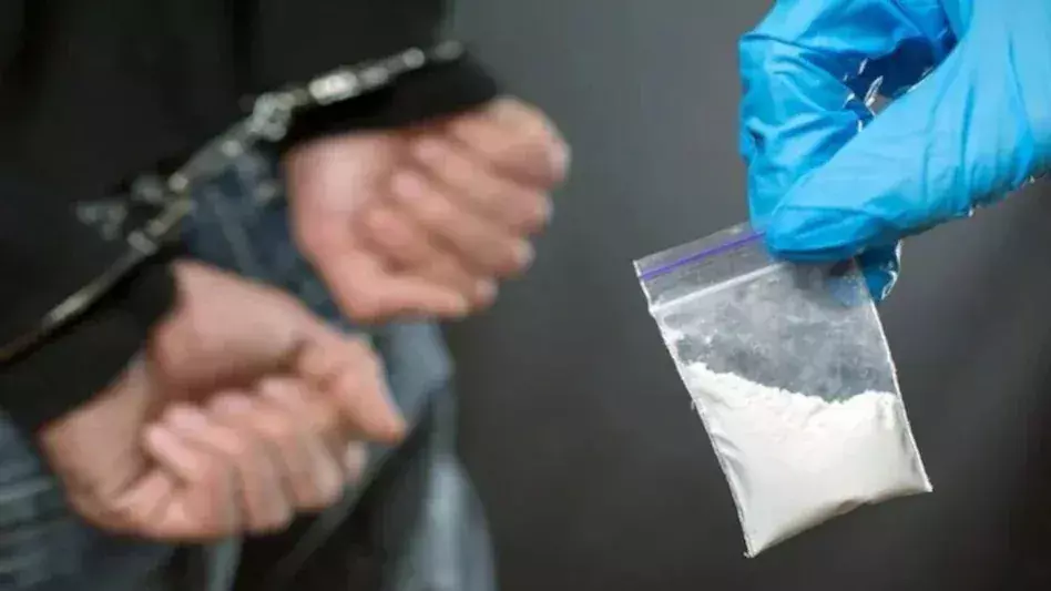 पुलिस ने लाखों रुपये की हेरोइन जब्त की, एक गिरफ्तार