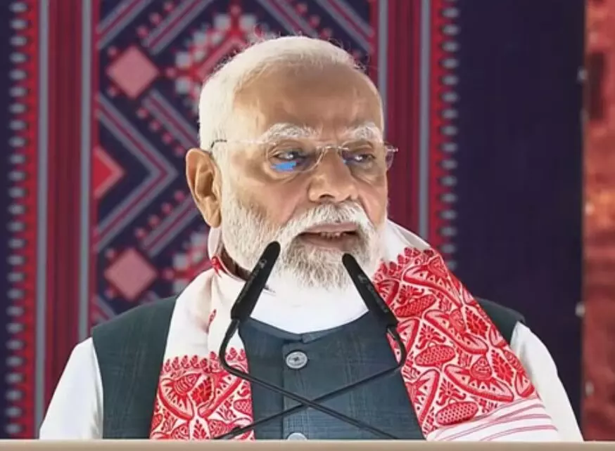 PM ने सौगात से भरी असम की गोदी- बोले आत्मनिर्भर बनने की तरफ बढ़.... PM ने सौगात से भरी असम की गोदी- बोले आत्मनिर्भर बनने की तरफ बढ़....