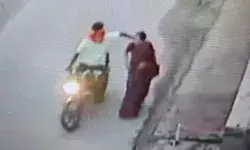 मॉर्निंग वॉक पर निकली महिला से लूटी चैन- पाॅश कॉलोनी में बाइक सवार... मॉर्निंग वॉक पर निकली महिला से लूटी चैन- पाॅश कॉलोनी में बाइक सवार...