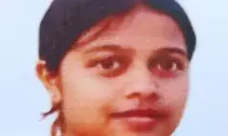 नया घर देखने गई छात्रा गंवा बैठी जान- मां के सामने तड़पकर तोड़ा दम नया घर देखने गई छात्रा गंवा बैठी जान- मां के सामने तड़पकर तोड़ा दम