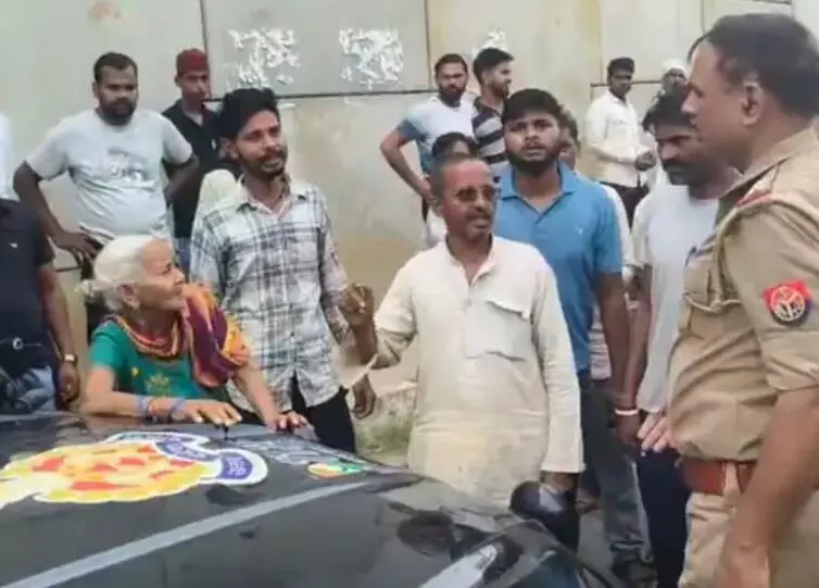 चोरी की गई दो भैंसों के साथ दो चोर लगे हाथ- चकमा देकर दो हुए फरार चोरी की गई दो भैंसों के साथ दो चोर लगे हाथ- चकमा देकर दो हुए फरार