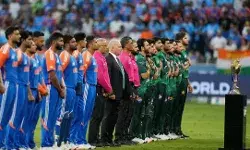 सूर्या ने भारतीय सेना को समर्पित की जीत- नहीं मिलाया खिलाड़ियों से हाथ सूर्या ने भारतीय सेना को समर्पित की जीत- नहीं मिलाया खिलाड़ियों से हाथ