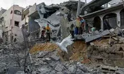 गाजा में इजरायली हवाई हमले में इतने लोगों की मौत, 50 से ज़्यादा घायल गाजा में इजरायली हवाई हमले में इतने लोगों की मौत, 50 से ज़्यादा घायल