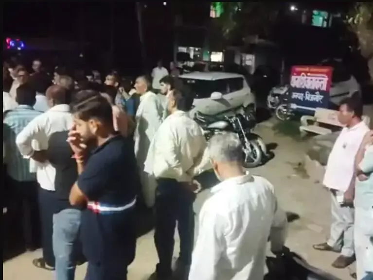 पुराने विवाद में किसान का लाठी डंडों से पीट पीट कर मर्डर-दरोगा सस्पेंड