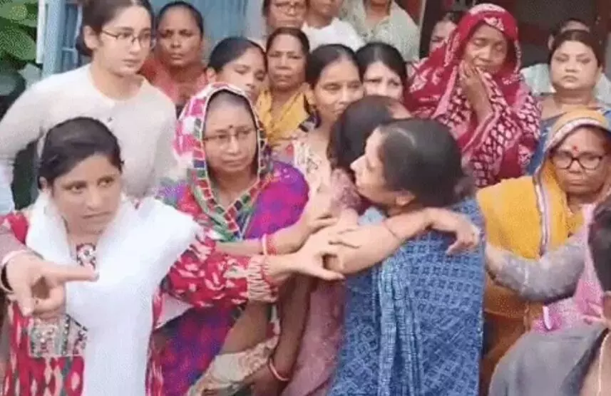 चेन झपटकर स्कूटी में मारी लात- पिकअप में घुसे कारोबारी की मौके पर मौत चेन झपटकर स्कूटी में मारी लात- पिकअप में घुसे कारोबारी की मौके पर मौत