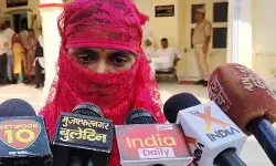 मिशन शक्ति अभियान में समस्या का समाधान होते ही युवती बोली थैंक्यू SSP मिशन शक्ति अभियान में समस्या का समाधान होते ही युवती बोली थैंक्यू SSP