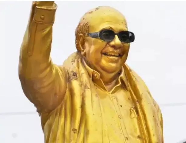 नहीं लगेगी करुणानिधि की मूर्ति- नेताओं के महिमा मंडन के लिए जनता के...