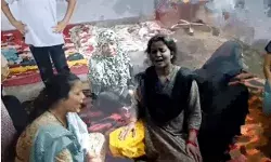 बातचीत को बुलाया- आजा बहन से तेरी शादी कराऊंगा और फिर उतार दिया.. बातचीत को बुलाया- आजा बहन से तेरी शादी कराऊंगा और फिर उतार दिया..