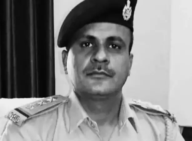 स्ट्रीट डॉग के काटने से चली गई पुलिस इंस्पेक्टर की जान-पूरे शरीर में..