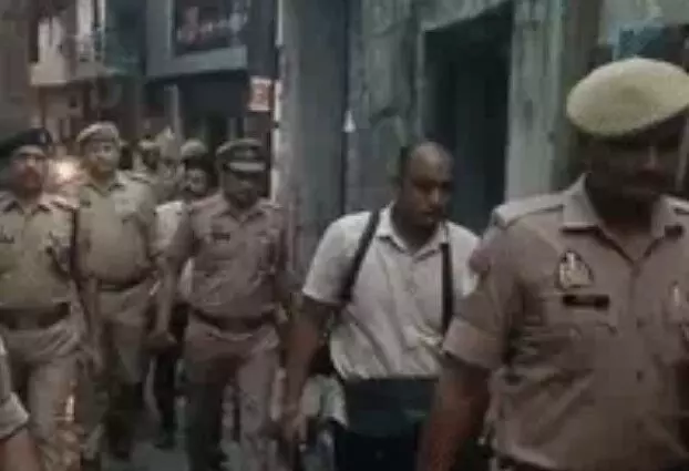 पुलिस के पहुंचते ही प्रेमिका को लगाया ठिकाने फिर खुद को मारी गोली