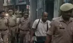 पुलिस के पहुंचते ही प्रेमिका को लगाया ठिकाने फिर खुद को मारी गोली