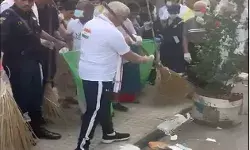 केंद्रीय मंत्री ने लगाई झाड़ू- लिया डंप साइड सफाई का संकल्प केंद्रीय मंत्री ने लगाई झाड़ू- लिया डंप साइड सफाई का संकल्प