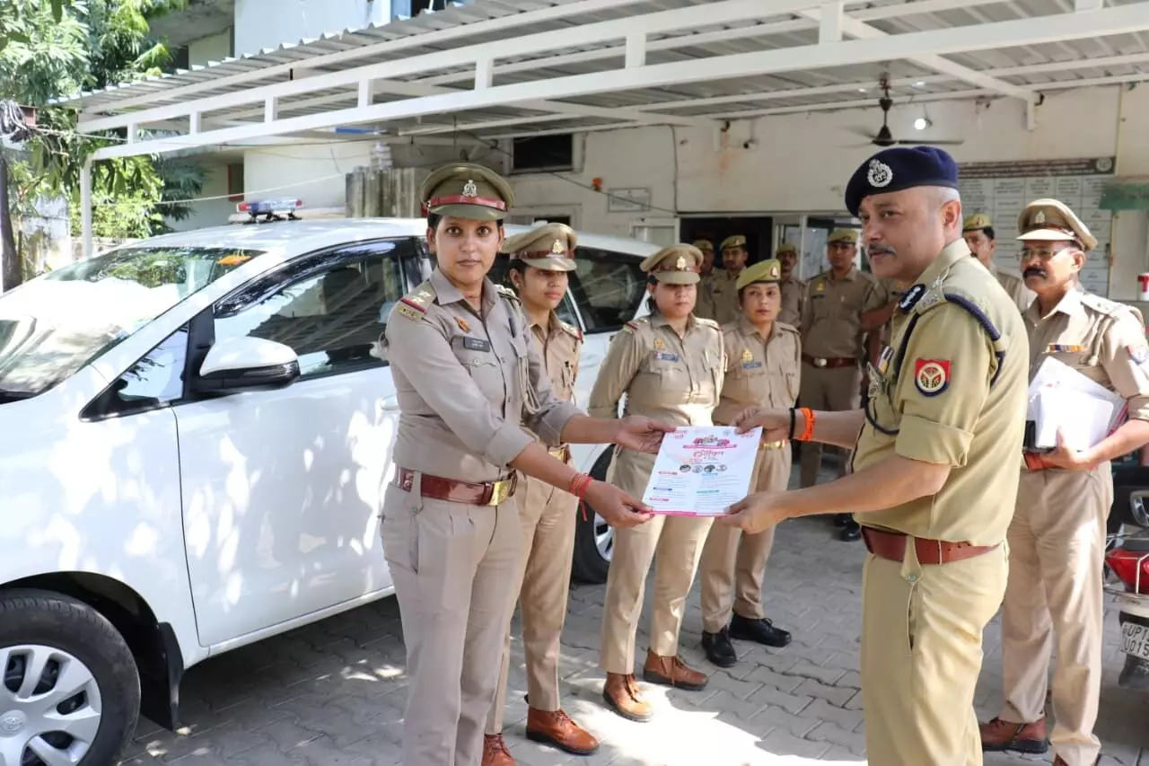 ADG ने किया यकायक निरीक्षण- गुड टच और बैड टच के सम्बन्ध दी जानकारी