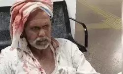 दो पक्षों में खूनी संघर्ष- लाठी डंडे लेकर घर में घुसे- मकान की छत से.. दो पक्षों में खूनी संघर्ष- लाठी डंडे लेकर घर में घुसे- मकान की छत से..