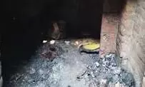 घर में आग लगने से दंपति की जिंदा जल कर मौत- परिजनों में कोहराम
