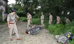 1 लाख के ईनामी नईम को पुलिस ने पीतल से निपटाया- SSP ने भी की कॉम्बिंग 1 लाख के ईनामी नईम को पुलिस ने पीतल से निपटाया- SSP ने भी की कॉम्बिंग